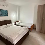 Hotel apartamentowy Mario Radhimë