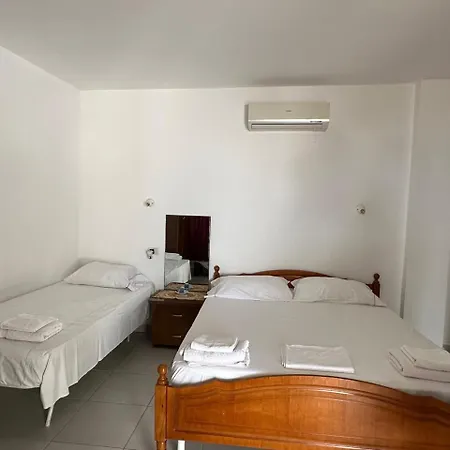 Marios Aparthotel Radhime