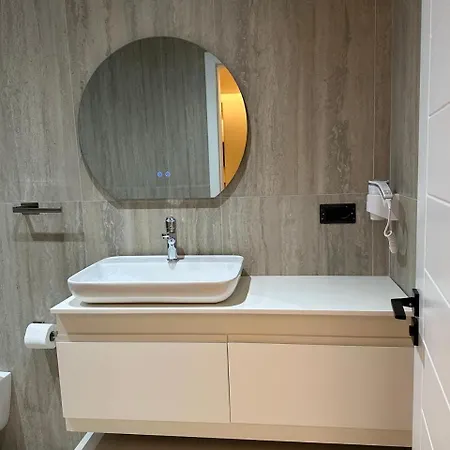 Apart Otel Mario Radhimë